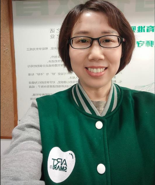 北京斯玛特教育科技集团有限公司教育加盟校区教师屈月红